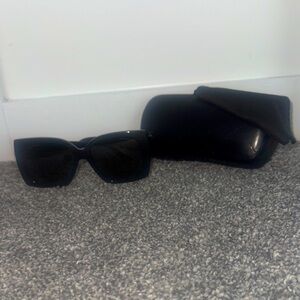 Women’s Chanel Black Sunglasses with Case & Cloth
